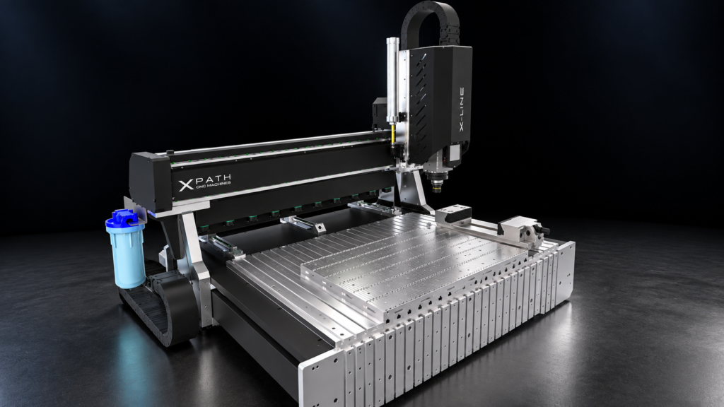 CNC-REZKALNI STROJ ZA NATANČNO OBDELAVO ALUMINIJA
